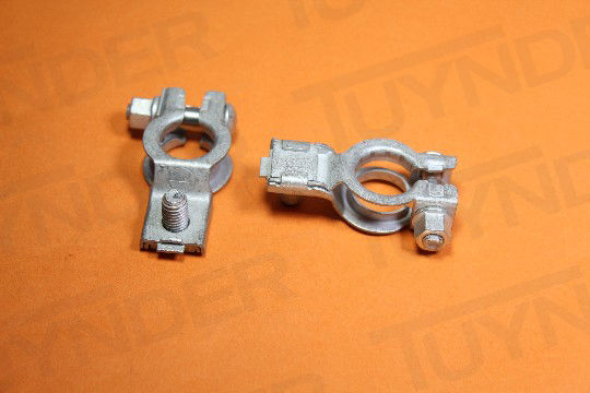 Afbeeldingen van K05161305AA